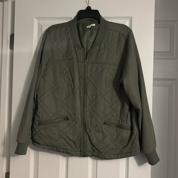 Maurices Jackets & Blazers - Maurices Sage Green Quilted Utility Jacket